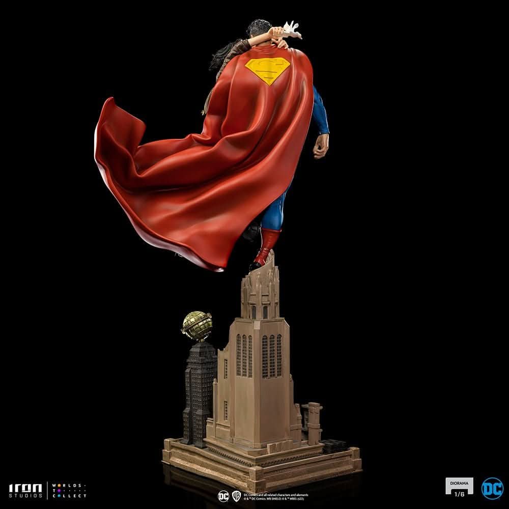 Statue Superman and Lois Lane - DC Comics - Diorama 1/6 - Iron Studios - Image 6